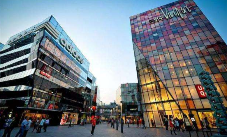 線下遭遇停業(yè)潮，球鞋市場如何自救？