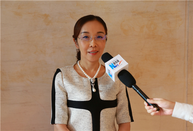 把增強(qiáng)黨的凝聚力、戰(zhàn)斗力與提高企業(yè)競(jìng)爭力、創(chuàng)造力有機(jī)融合。