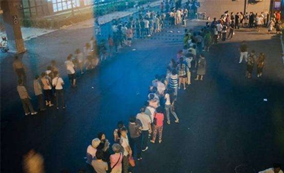 大醫(yī)院人滿為患，社區(qū)醫(yī)院門可羅雀怎么破？