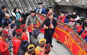 新起點(diǎn)，書(shū)寫(xiě)新時(shí)代的新答卷&mdash;&mdash;從2018年全國(guó)兩會(huì)看決勝全面建成小康社會(huì)