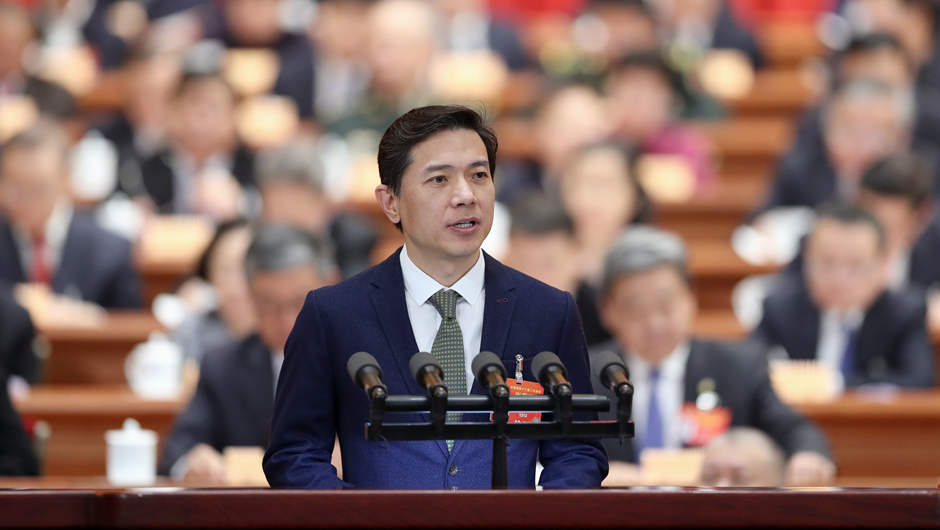 中國民間商會(huì)副會(huì)長(zhǎng)，百度在線網(wǎng)絡(luò)技術(shù)（北京）有限公司董事長(zhǎng)兼首席執(zhí)行官 李彥宏