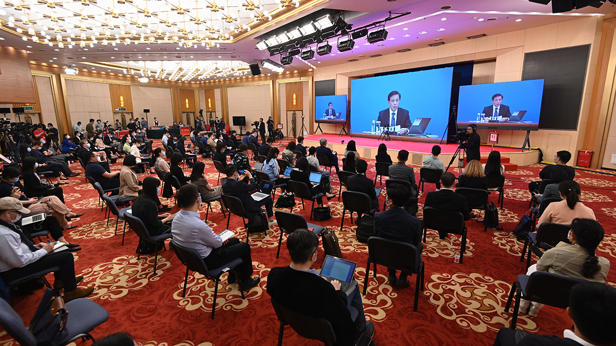 初夏&ldquo;回歸&rdquo;，今年全國(guó)兩會(huì)怎么開？