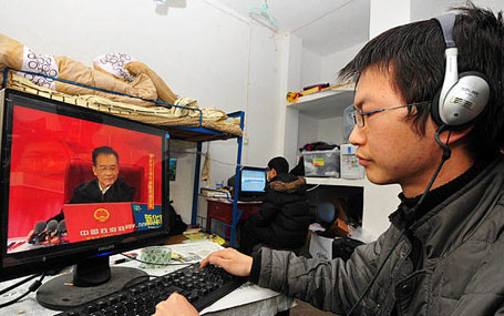 2010年網(wǎng)友關(guān)注溫家寶總理接受中國政府網(wǎng)、新華網(wǎng)聯(lián)合專訪