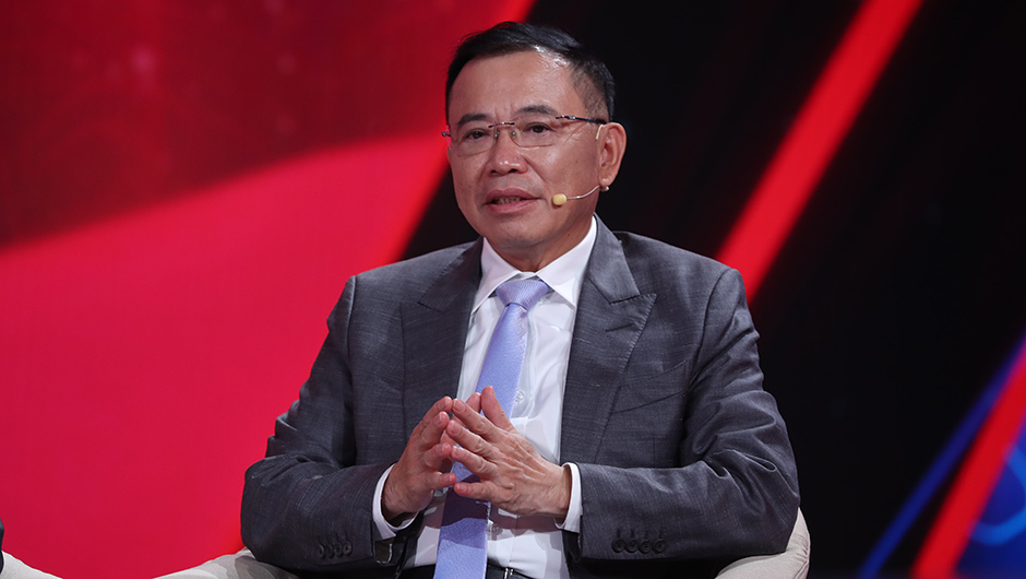 TCL創(chuàng)始人、董事長(zhǎng)李東生解答網(wǎng)友問(wèn)題
