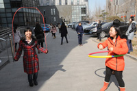 新華網(wǎng)女職工舉行&ldquo;三八節(jié)&rdquo;戶外運動