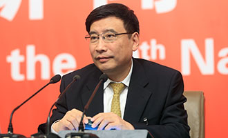 工業(yè)和信息化部黨組書(shū)記、部長(zhǎng)苗圩