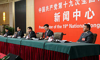 集體采訪(fǎng)活動(dòng)現(xiàn)場(chǎng)