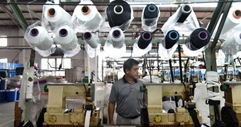 人民日?qǐng)?bào)評(píng)論員：歷史不能選擇，現(xiàn)在可以把握，未來可以開創(chuàng)