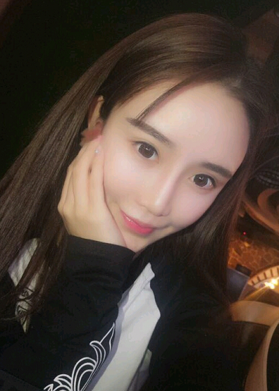 上海伊美爾港華醫(yī)療美容醫(yī)院做自體肋軟骨隆鼻手術(shù)后的日?；謴?fù)