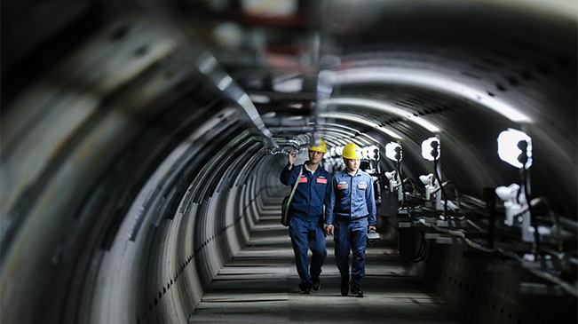 新春走基層丨&ldquo;機器人&rdquo;保供電？這個春節(jié)很有科技范兒！