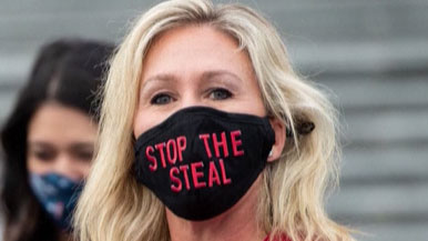 特朗普&ldquo;女鐵粉&rdquo;攪動(dòng)美國(guó)兩黨之爭(zhēng)