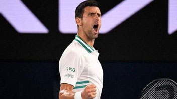 九進(jìn)決賽 九度奪冠！德約科維奇衛(wèi)冕&ldquo;澳網(wǎng)之王&rdquo;