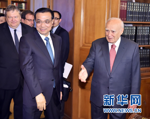 6月20日，國務(wù)院總理李克強(qiáng)在雅典總統(tǒng)府會(huì)見希臘總統(tǒng)帕普利亞斯。新華社記者 李濤 攝