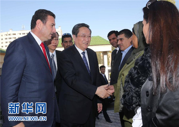 11月9日，正在約旦進行正式友好訪問的全國政協(xié)主席俞正聲在安曼會見約旦眾議院代議長薩法迪。 新華社記者 劉衛(wèi)兵 攝 