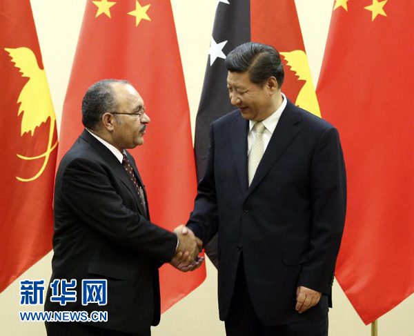 11月22日，國(guó)家主席習(xí)近平在斐濟(jì)楠迪會(huì)見巴布亞新幾內(nèi)亞總理奧尼爾。 新華社記者姚大偉攝 