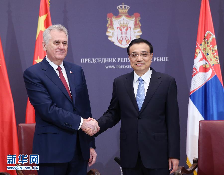12月18日，中國國務院總理李克強在貝爾格萊德會見塞爾維亞總統(tǒng)尼科利奇。 新華社記者姚大偉攝