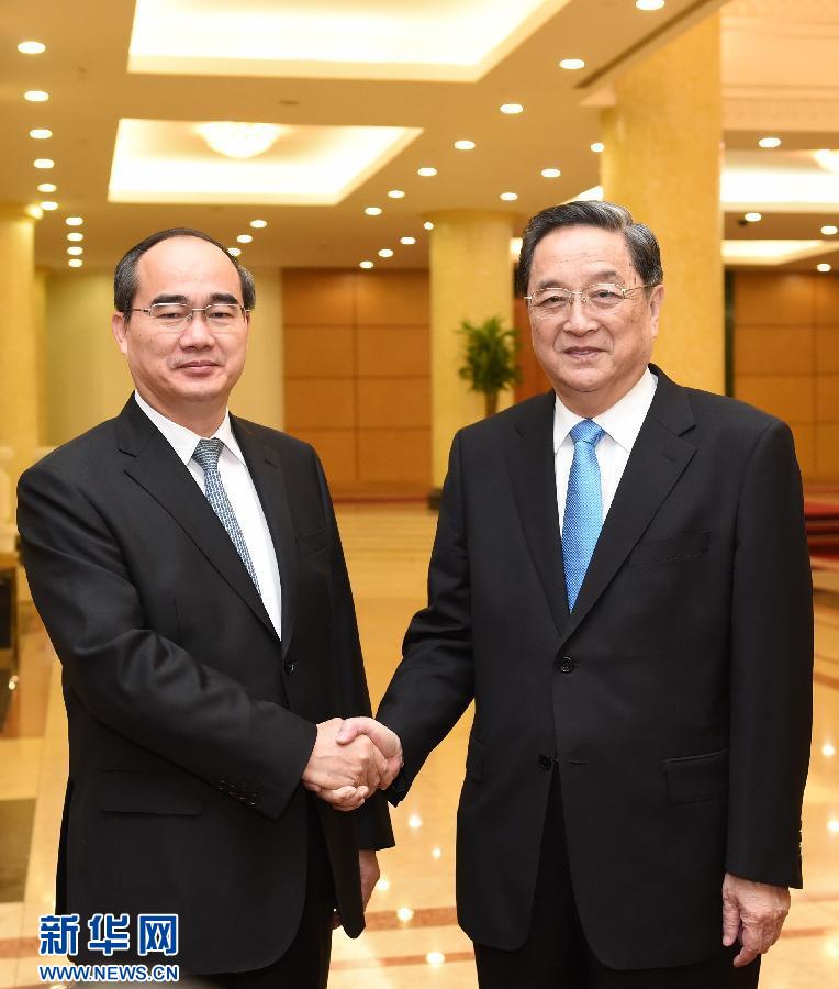 12月25日至27日，中共中央政治局常委、全國(guó)政協(xié)主席俞正聲對(duì)越南進(jìn)行正式訪問(wèn)。這是12月26日，俞正聲在河內(nèi)與越南祖國(guó)陣線主席阮善仁舉行會(huì)談。 新華社記者劉建生攝