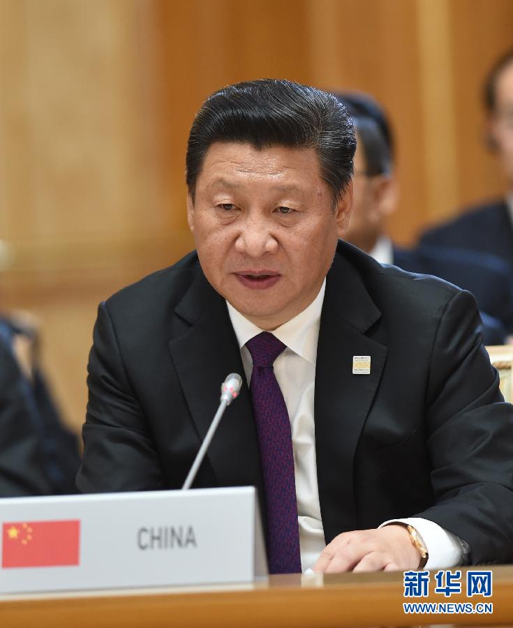 7月9日，金磚國家領(lǐng)導(dǎo)人第七次會(huì)晤在俄羅斯烏法舉行。中國國家主席習(xí)近平、俄羅斯總統(tǒng)普京、巴西總統(tǒng)羅塞夫、印度總理莫迪、南非總統(tǒng)祖馬出席。這是習(xí)近平發(fā)表題為《共建伙伴關(guān)系　共創(chuàng)美好未來》的主旨講話。新華社記者 饒愛民 攝 