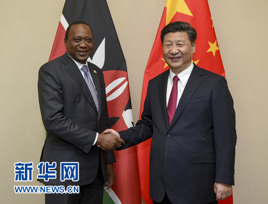 12月3日，國家主席習(xí)近平在約翰內(nèi)斯堡會(huì)見肯尼亞總統(tǒng)肯雅塔。新華社記者 謝環(huán)馳 攝