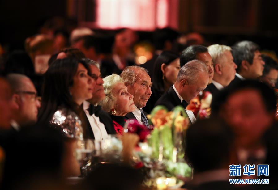 （國(guó)際&middot;圖文互動(dòng)）（2）美國(guó)政商界領(lǐng)袖認(rèn)為繼續(xù)深化合作對(duì)美中關(guān)系未來(lái)至關(guān)重要