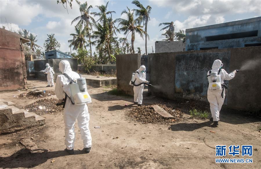 （國際&middot;圖文互動）（1）與時間賽跑&mdash;&mdash;中國救援隊(duì)成為莫桑比克災(zāi)后防疫重要力量