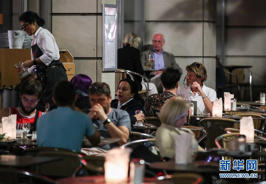 （國(guó)際）（3）德國(guó)柏林：夜來(lái)&ldquo;菩提樹下&rdquo;