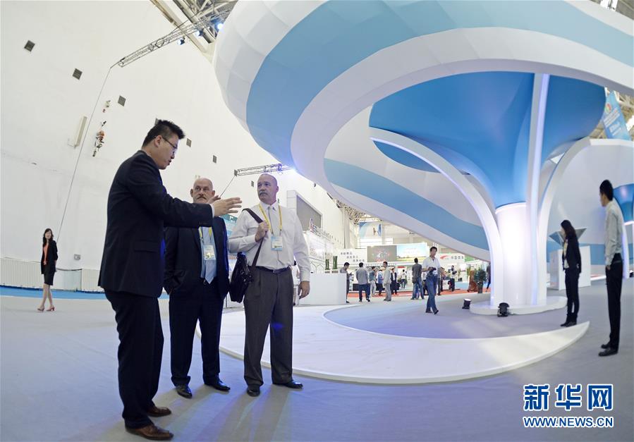 （新華全媒頭條&middot;圖文互動(dòng)）（13）舟舶繼路辟新天　商使交屬煥新顏&mdash;&mdash;寫在第四屆中阿博覽會(huì)開幕之際