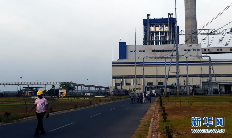 （新華全媒頭條&middot;圖文互動）（7）特稿：為互利合作注入新動力　為互聯(lián)互通開辟新空間&mdash;&mdash;寫在習近平主席赴印度出席中印領(lǐng)導人第二次非正式會晤并對尼泊爾進行國事訪問之際