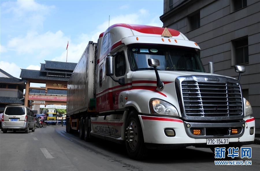 （新華全媒頭條&middot;圖文互動(dòng)）（14）東盟成為中國(guó)第二大貿(mào)易伙伴釋放哪些信號(hào)？