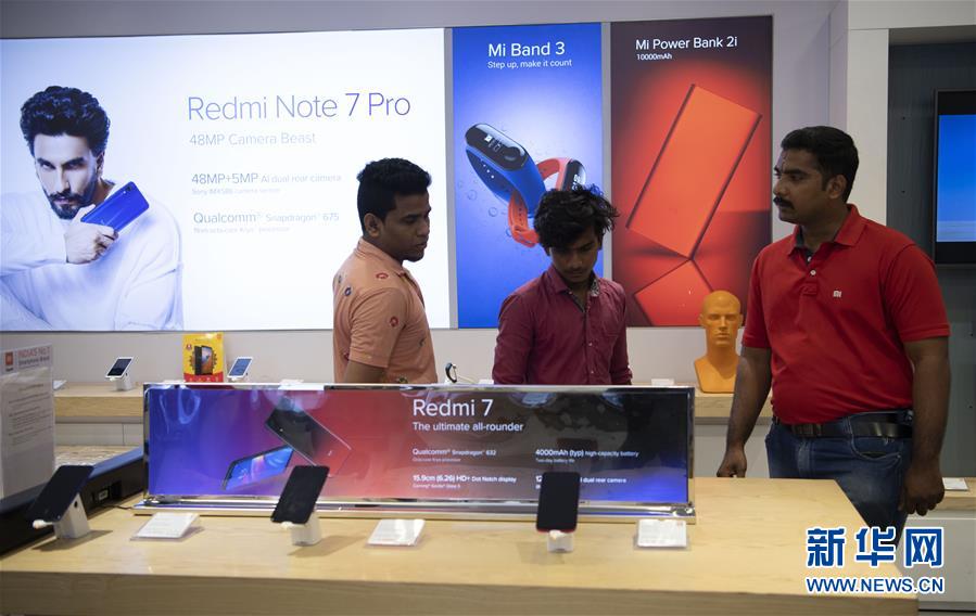 （習(xí)近平出訪配合稿&middot;圖文互動(dòng)）（5）特稿：電影、瑜伽、智能手機(jī)&mdash;&mdash;中印兩個(gè)文明古國(guó)交往&ldquo;新故事&rdquo;