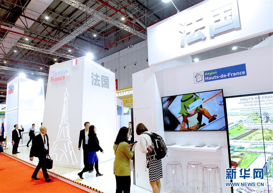 (新華全媒頭條·圖文互動)(1)共襄盛舉 共享未來——與會人士熱議習(xí)近平主席在第二屆中國國際進口博覽會上的主旨演講