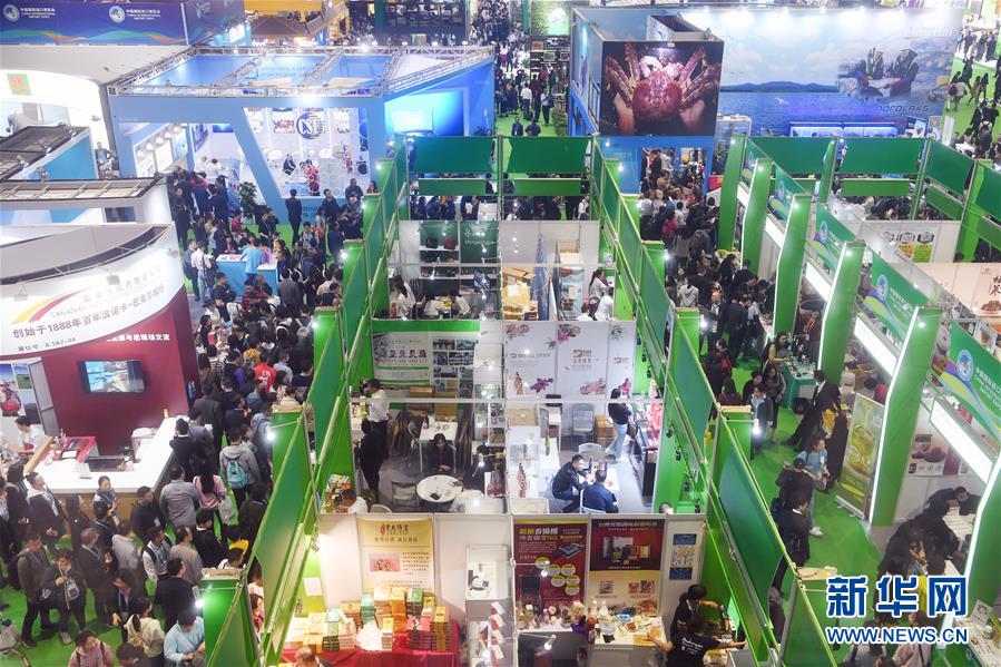 (新華全媒頭條·圖文互動(dòng))(4)中國(guó)市場(chǎng) 世界共享——進(jìn)博會(huì)勾勒共贏畫卷