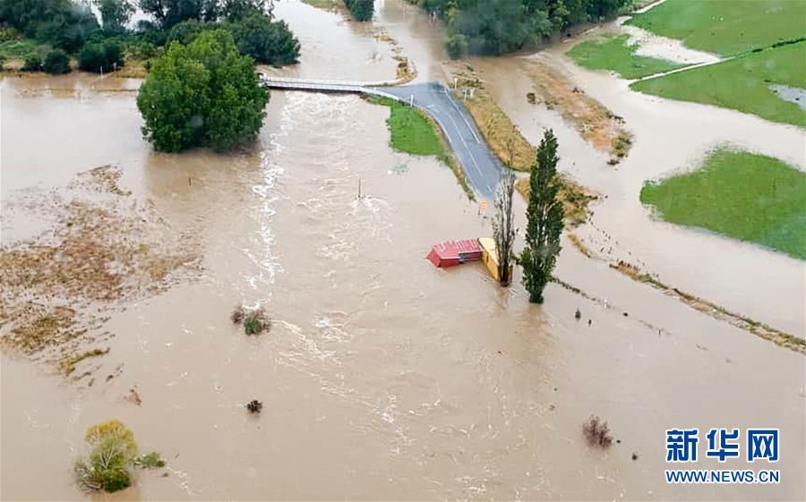 (國(guó)際)(5)新西蘭南島因極端天氣進(jìn)入緊急狀態(tài)的范圍擴(kuò)大