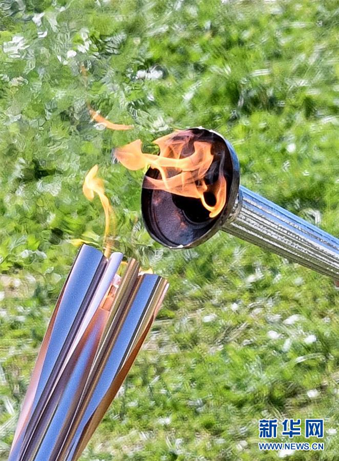 (體育)(6)東京奧運會圣火采集儀式舉行