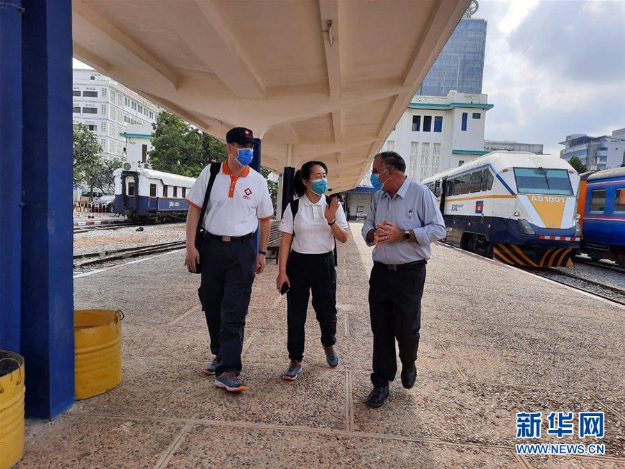 （國際疫情&middot;圖文互動）（8）&ldquo;工作忙碌又細致，經驗豐富又專業(yè)&rdquo;&mdash;&mdash;一名柬埔寨青年眼中的中國援柬抗疫醫(yī)療專家組
