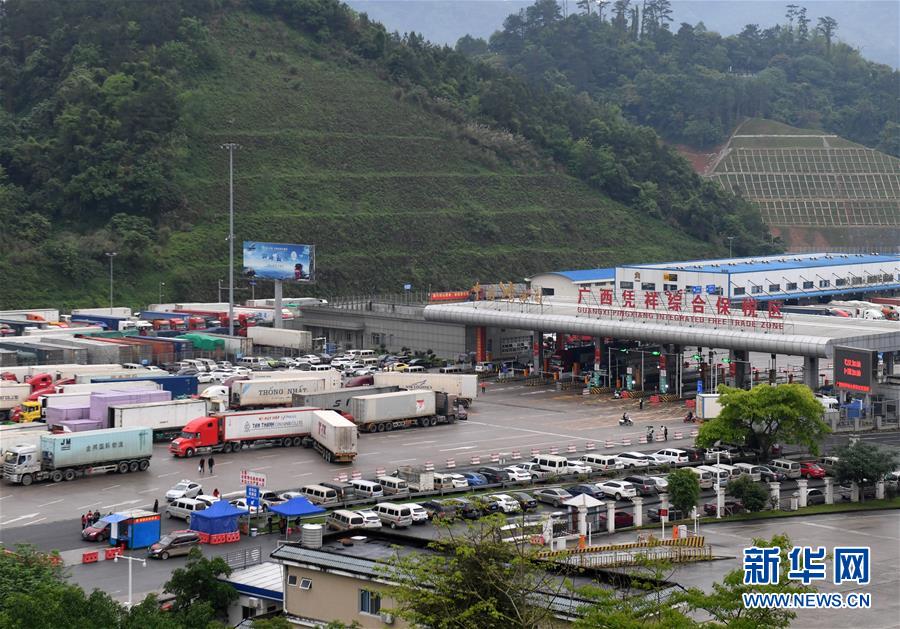 （新華全媒頭條&middot;圖文互動(dòng)）（4）中國(guó)&mdash;東盟自貿(mào)區(qū)：&ldquo;黃金十年&rdquo;塑造世界經(jīng)貿(mào)新格局