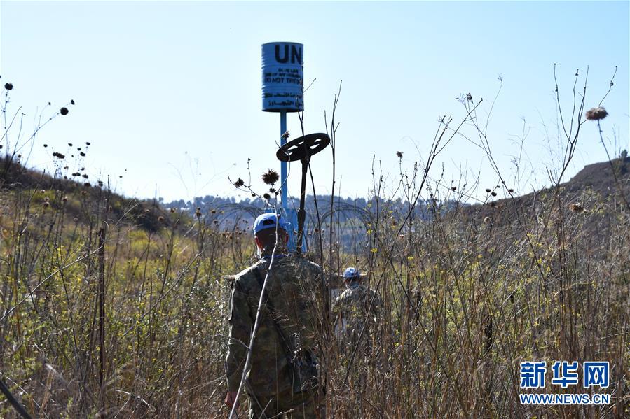 （國際&middot;圖文互動）（4）披荊斬棘穿越&ldquo;死亡地帶&rdquo;&mdash;&mdash;記中國新一批赴黎維和官兵首次&ldquo;藍(lán)線&rdquo;勘察