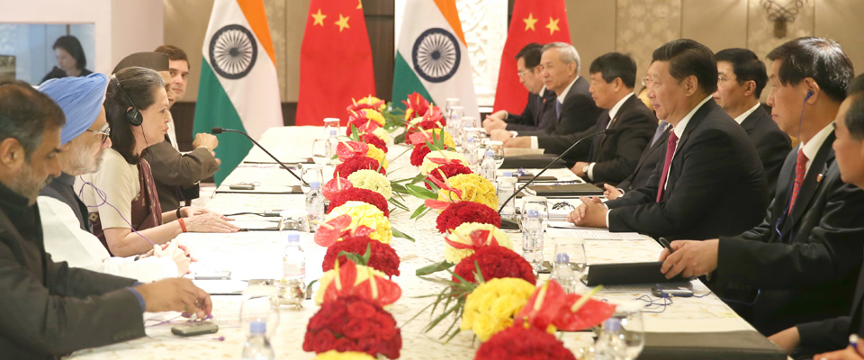 習(xí)近平會見印度國大黨主席索尼婭&middot;甘地和前總理辛格