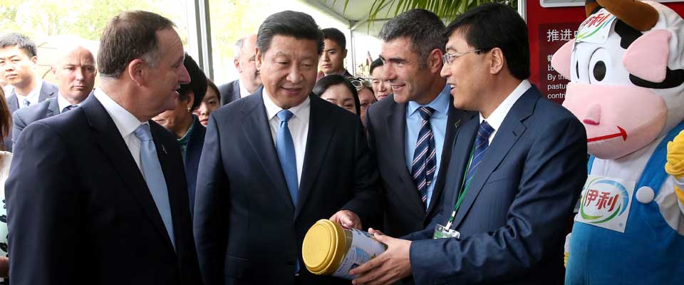 習近平參觀新西蘭農(nóng)牧業(yè)技術展
