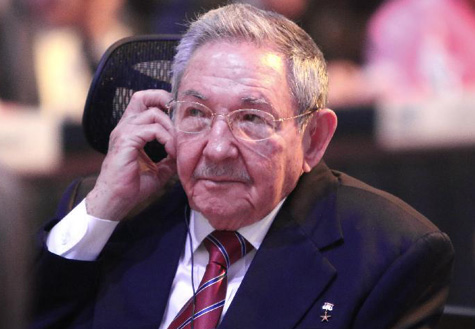 古歐正?；疵绹?guó)臉色?