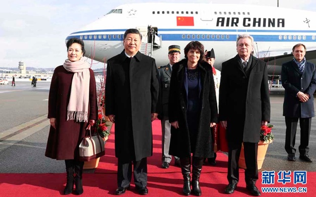 習近平抵達蘇黎世開始對瑞士聯(lián)邦進行國事訪問