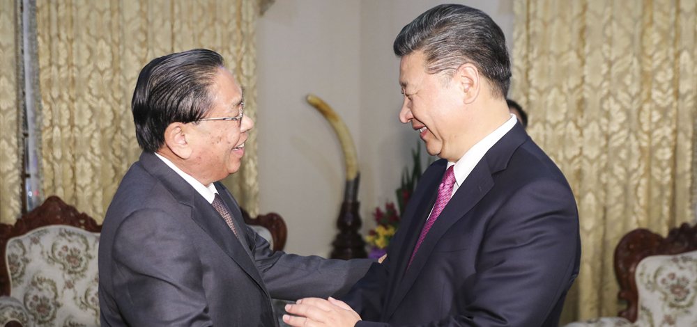 習近平會見老撾人民革命黨中央委員會前總書記、前國家主席朱馬里