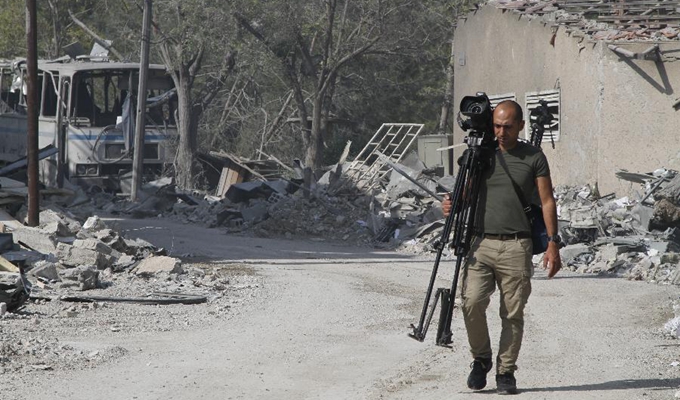 假如真有化武，我們?cè)趺纯赡苓€站在這里？&mdash;&mdash;來(lái)自敘利亞人的追問(wèn)