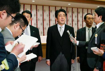 安倍機關(guān)算盡又能撈到幾根稻草？